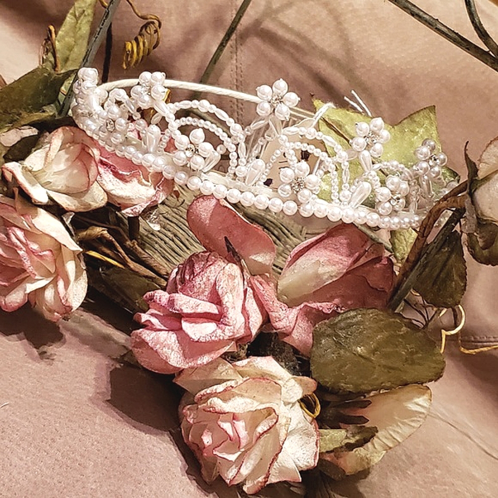 Pearl Halo Headpiece NWT